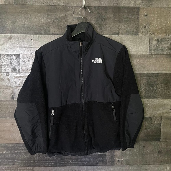 SOLD The North Face Boys Denali Jacket Large - Picture 1 of 2